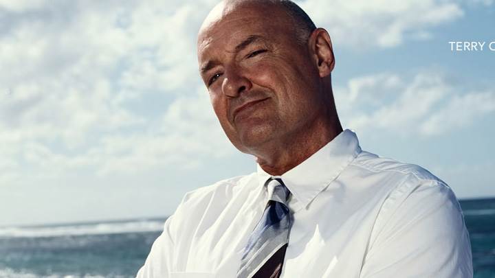 Lost – Terry O’Quinn Smiling In White Shirt
